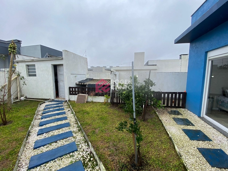 Lindo imovel com sala de estar com lareira, living e amplo espaco: 8ª foto da galeria de imagens do imóvel