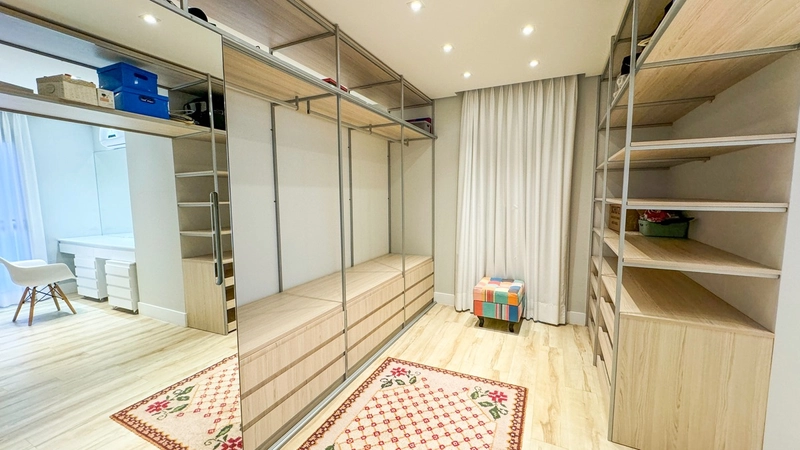 Belíssima residência no Condomínio BellVille: 9ª foto da galeria de imagens do imóvel