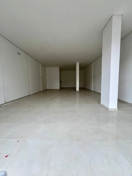 LOJA COMERCIAL: 10ª foto da galeria de imagens do imóvel