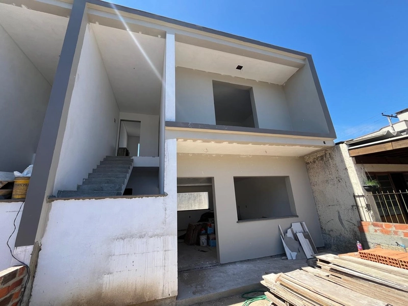 Duplex: 2ª foto da galeria de imagens do imóvel