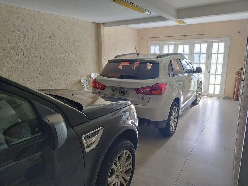 Ampla Residencia com Piscina: 9ª foto da galeria de imagens do imóvel