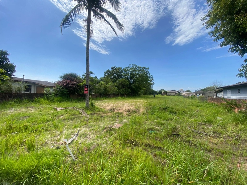 Terreno de 1354m² no bairro Porto Lacustre: 1ª foto da galeria de imagens do imóvel