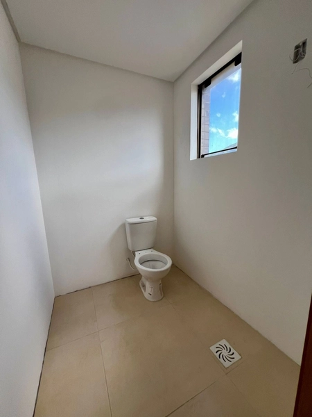 Loja comercial no centro da cidade: 2ª foto da galeria de imagens do imóvel