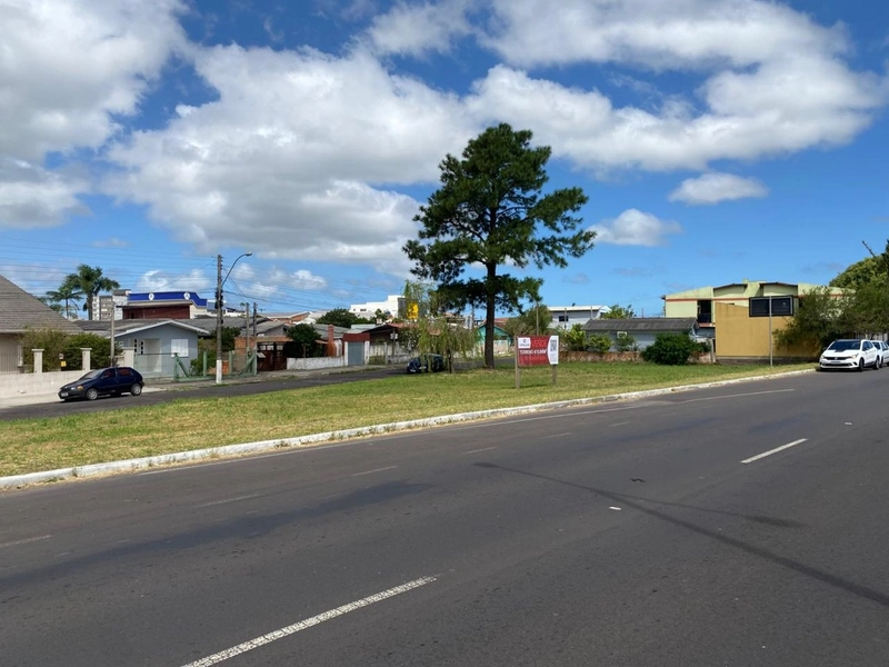 Terreno comercial: 1ª foto da galeria de imagens do imóvel