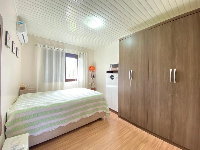 Belíssima casa com piscina: 5ª foto da galeria de imagens do imóvel