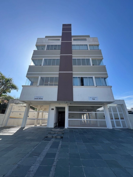 Excelente cobertura localizada no centro de Tramandaí: 1ª foto da galeria de imagens do imóvel