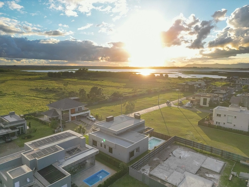 Casa térrea com 4 suítes no Condomínio Lagoa do Passo: 3ª foto da galeria de imagens do imóvel