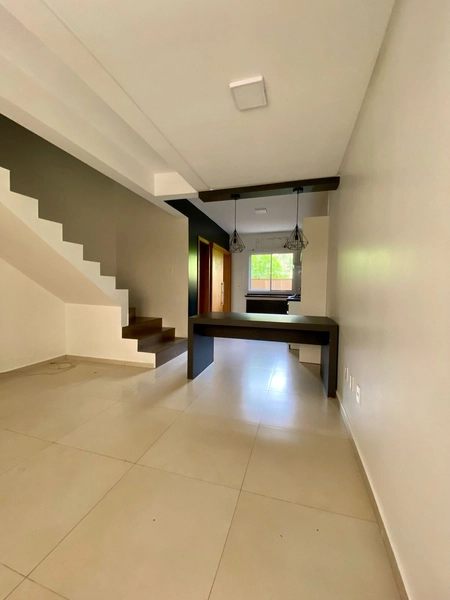 Duplex Semi mobiliado: 2ª foto da galeria de imagens do imóvel