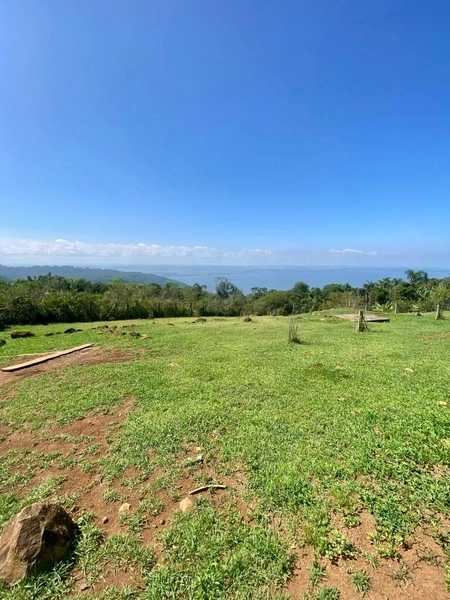Sítio no Morro da Borussia com vista para cidade