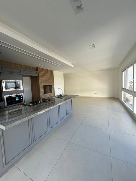 Apartamento no centro: 3ª foto da galeria de imagens do imóvel