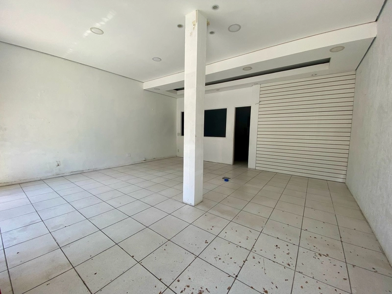 Imóvel Comercial: 3ª foto da galeria de imagens do imóvel