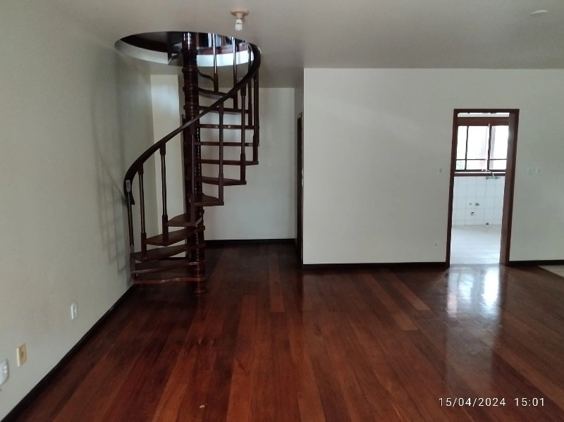 Bela casa no Condomínio Interlagos: 4ª foto da galeria de imagens do imóvel