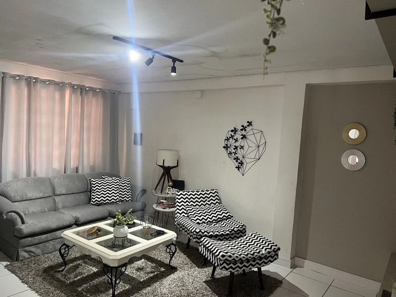 : 2ª foto da galeria de imagens do imóvel