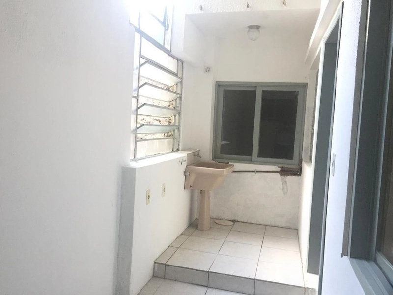 : 2ª foto da galeria de imagens do imóvel