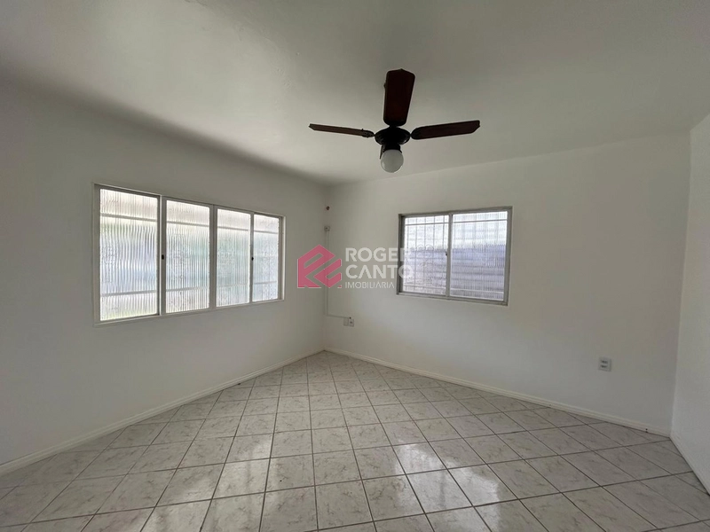 Casa com ótima localização: 6ª foto da galeria de imagens do imóvel