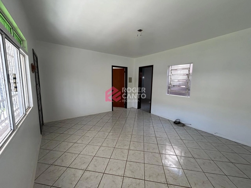 Casa com ótima localização: 5ª foto da galeria de imagens do imóvel