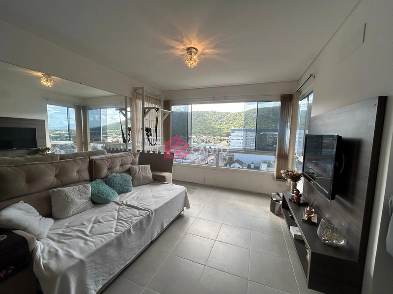 Apartamento no centro de Osório com vista para o morro borússia.