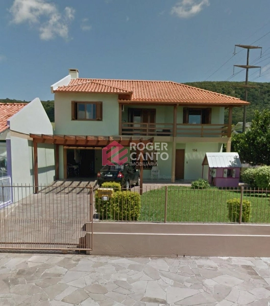 Sobrado no Bairro Caiu do Céu