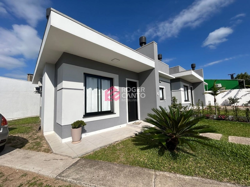 Aconchegante casa em condomínio fechdo: 1ª foto da galeria de imagens do imóvel