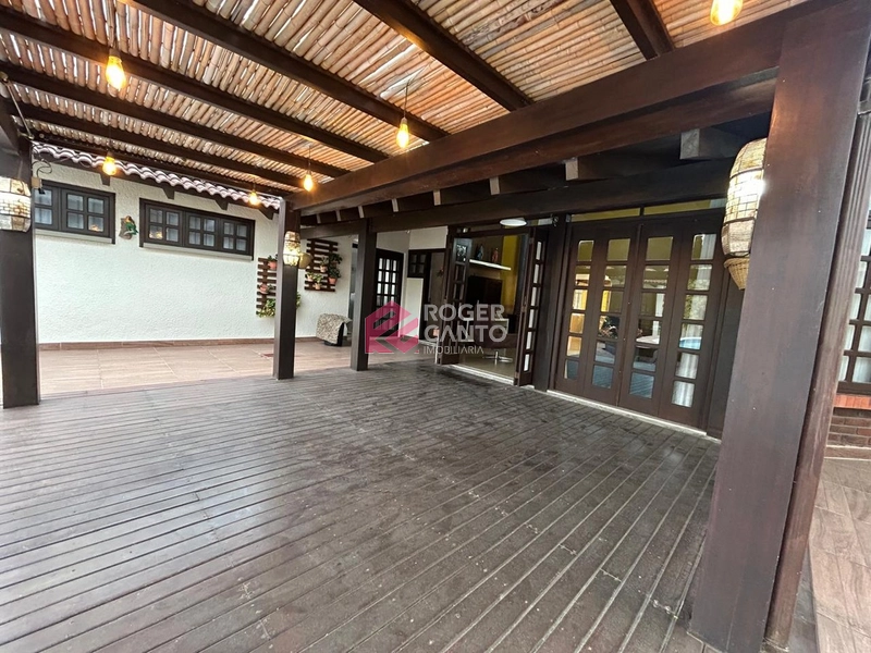 Bela casa localizada em uma das principais avenidas de Osório: 32ª foto da galeria de imagens do imóvel