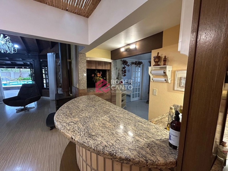 Bela casa localizada em uma das principais avenidas de Osório: 13ª foto da galeria de imagens do imóvel