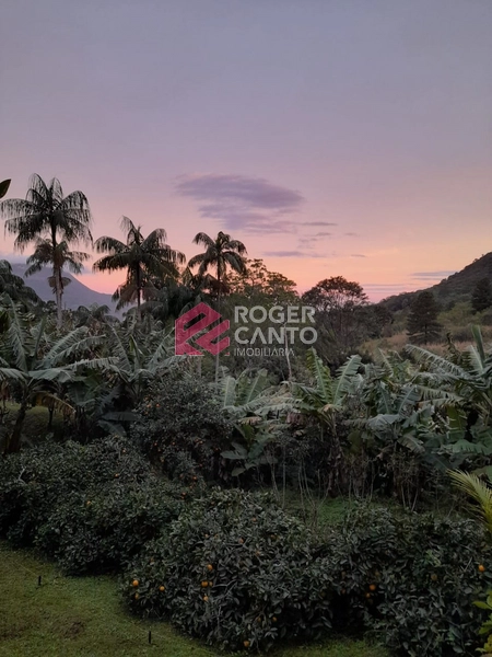 LINDO SITIO: 51ª foto da galeria de imagens do imóvel