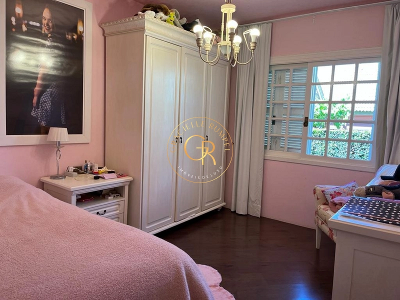 Casa com 4 dormitórios em Gramado!: 16ª foto da galeria de imagens do imóvel