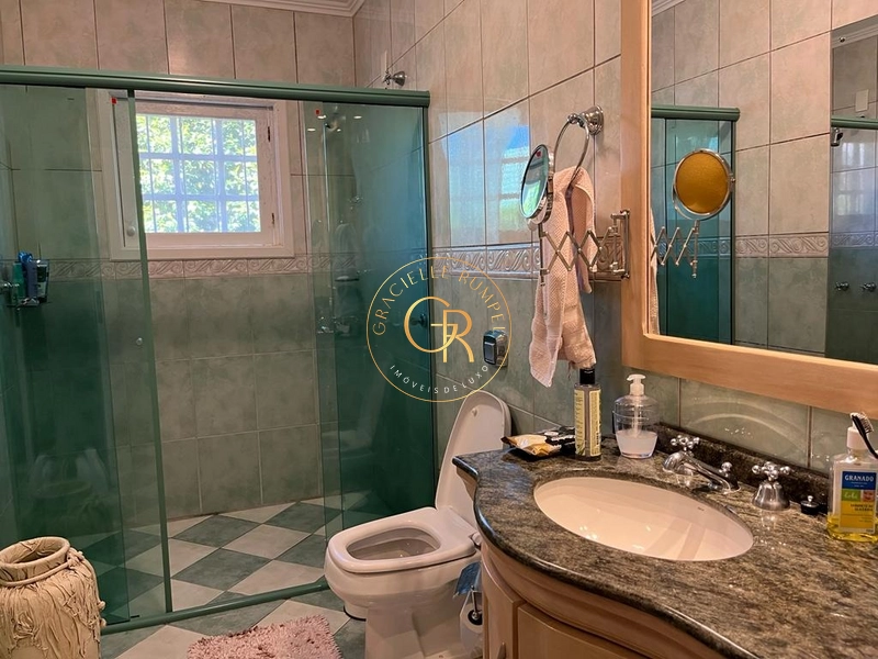 Casa com 4 dormitórios em Gramado!: 18ª foto da galeria de imagens do imóvel