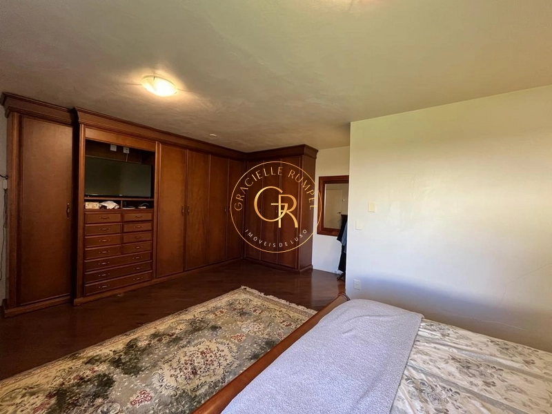 Casa com 4 dormitórios em Gramado!: 14ª foto da galeria de imagens do imóvel