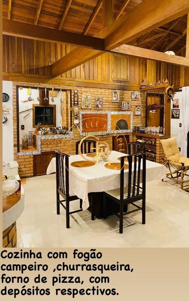 Belíssima Casa com 04 dormitórios em Gramado!: 14ª foto da galeria de imagens do imóvel