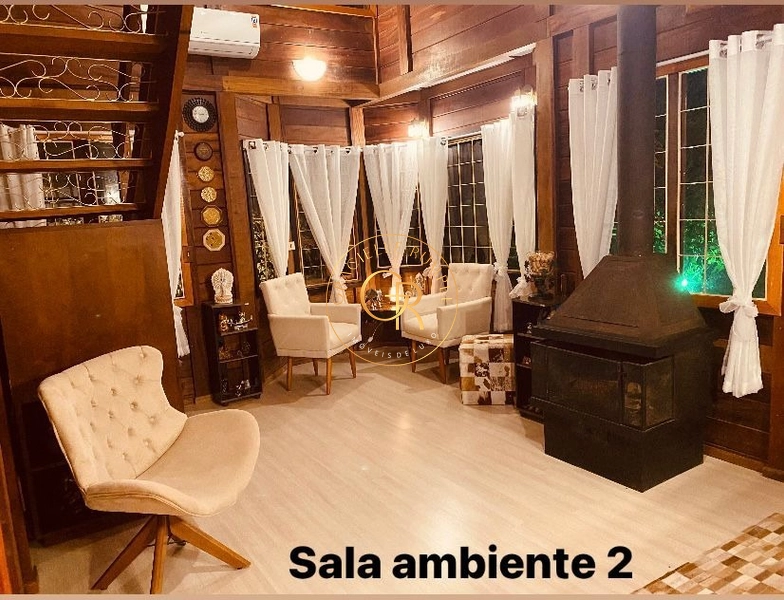 Belíssima Casa com 04 dormitórios em Gramado!: 6ª foto da galeria de imagens do imóvel