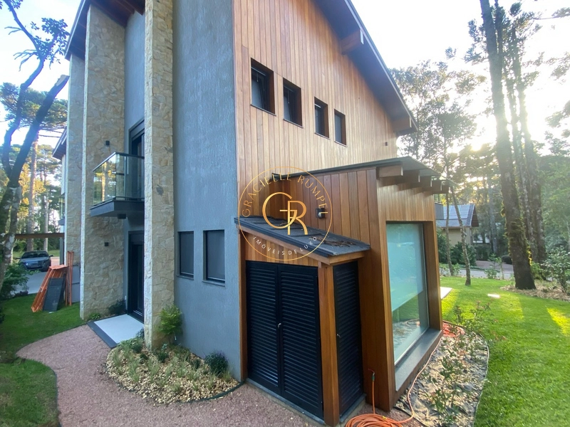 Casa com 5 suítes no Reserva da Serra em Canela: 11ª foto da galeria de imagens do imóvel