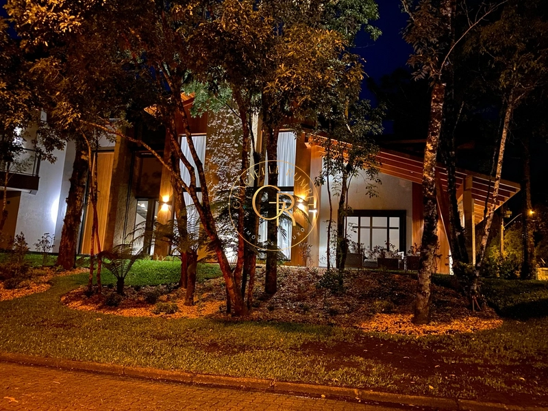 Casa com 5 suítes no Reserva da Serra em Canela: 2ª foto da galeria de imagens do imóvel