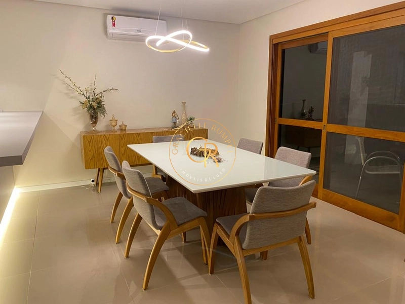 Casa térrea com 3 dormitórios em Gramado: 3ª foto da galeria de imagens do imóvel