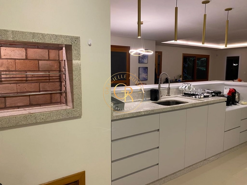 Casa térrea com 3 dormitórios em Gramado: 2ª foto da galeria de imagens do imóvel
