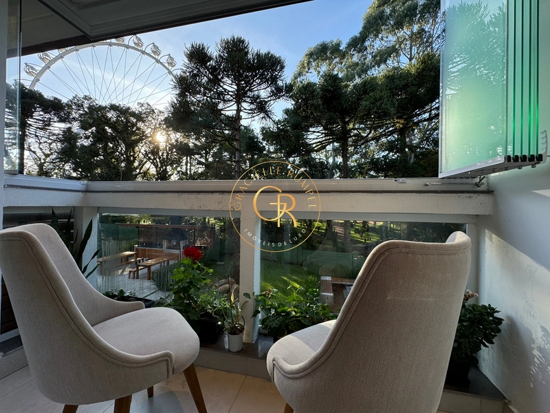Apartamento com vista para a Roda Gigante em Canela!: 1ª foto da galeria de imagens do imóvel