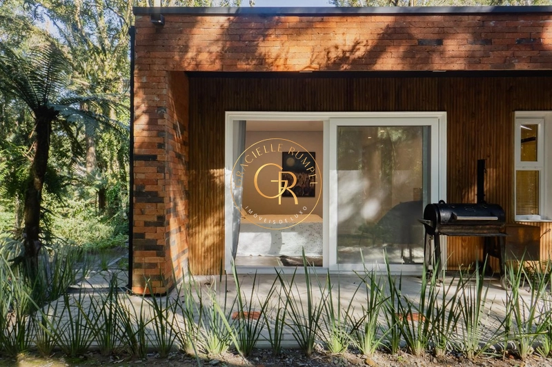 Casa com 04 dormitórios no Condomínio O Bosque em Gramado!: 37ª foto da galeria de imagens do imóvel