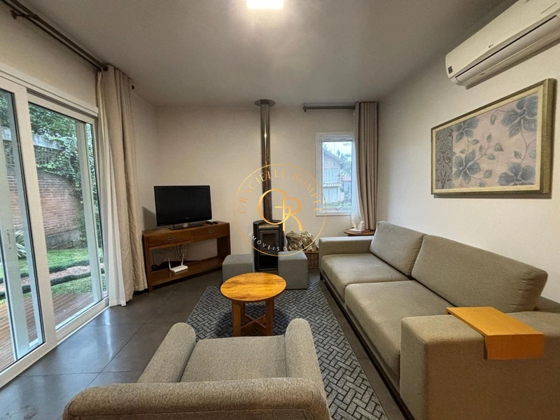 Casa com 04 dormitórios em Bairro Nobre em Canela!: 17ª foto da galeria de imagens do imóvel
