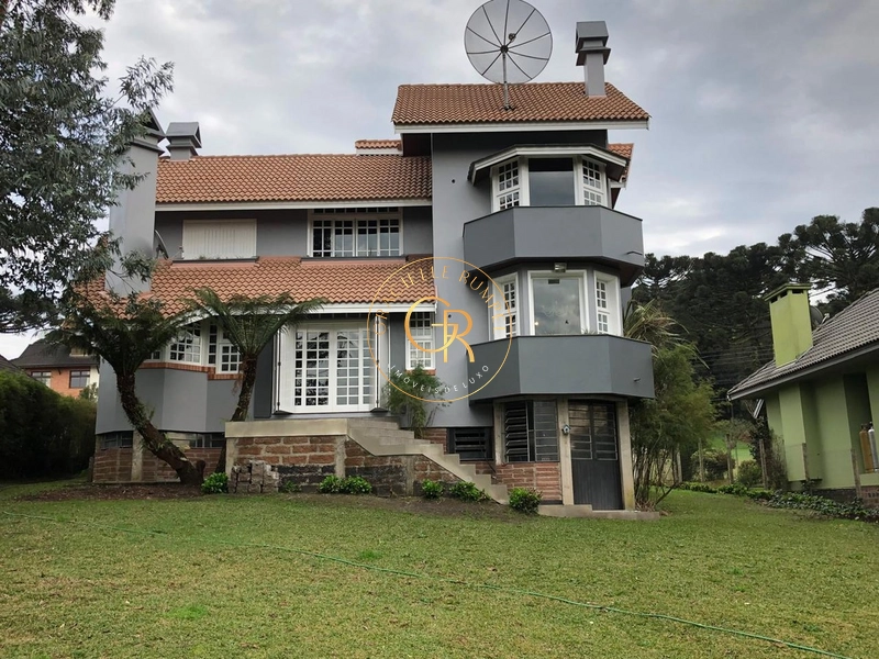 Casa com 04 dormitórios no Centro em Canela: 6ª foto da galeria de imagens do imóvel