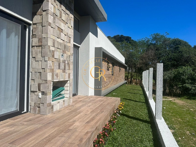 Belíssima Casa com 04 dormitórios em Gramado!: 24ª foto da galeria de imagens do imóvel