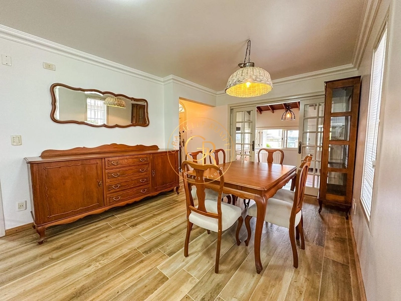 Casa com 04 dormitórios em Bairro Charmoso em Gramado: 18ª foto da galeria de imagens do imóvel