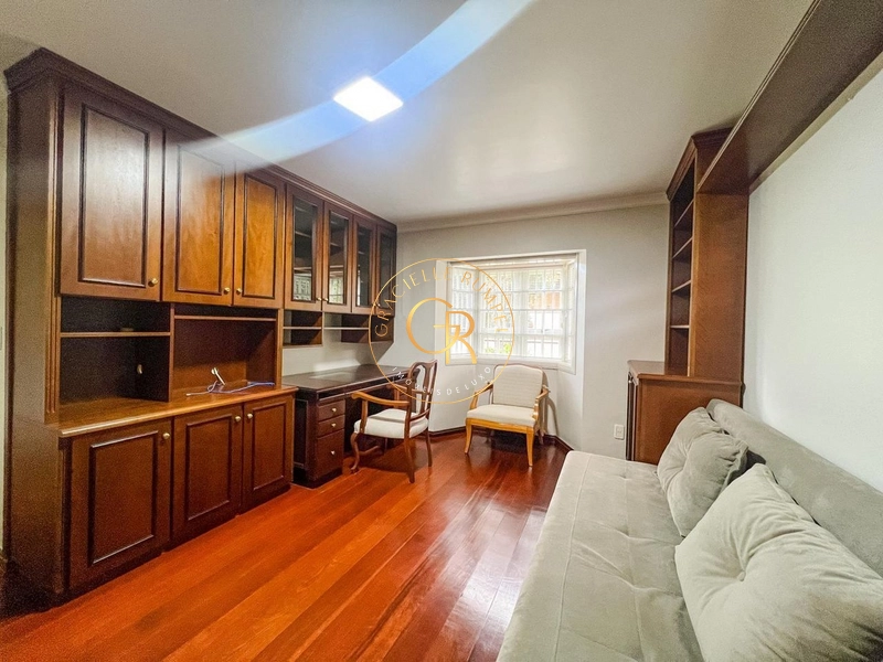 Casa com 04 dormitórios em Bairro Charmoso em Gramado: 21ª foto da galeria de imagens do imóvel