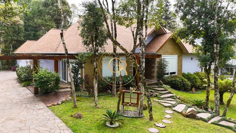 Casa em Condomínio com 04 dormitórios em Gramado: 4ª foto da galeria de imagens do imóvel