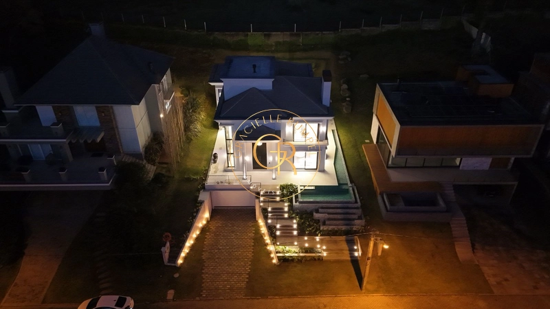CASA SOLIDITÁ NO ASPEN MOUNTAIN EM GRAMADO RS: 2ª foto da galeria de imagens do imóvel