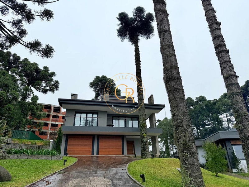 CASA 3 DORMITÓRIOS ALTO PADRÃO EM CONDOMÍNIO FECHADO