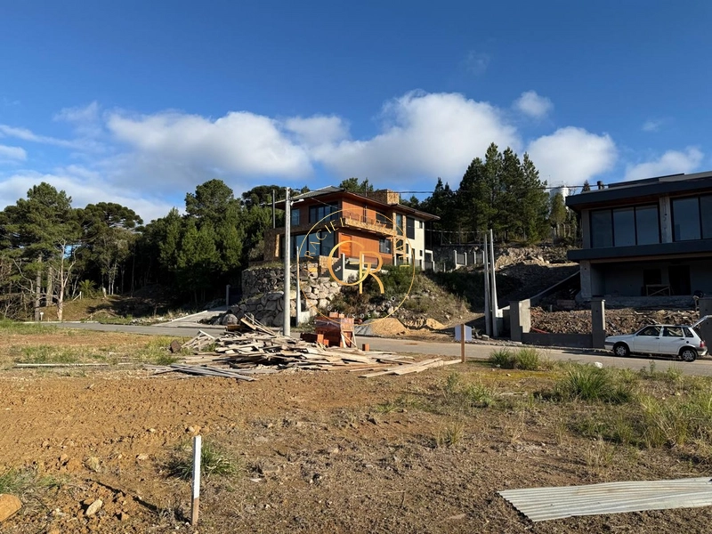 TERRENO PLANO COM VISTA: 11ª foto da galeria de imagens do imóvel