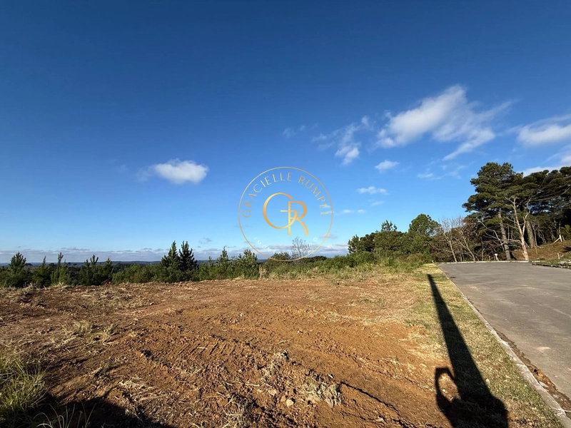 TERRENO PLANO COM VISTA: 9ª foto da galeria de imagens do imóvel