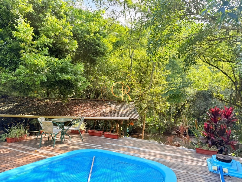 EXCLUSIVIDADE E NATUREZA EM UMA ÁREA DE 1000M²: 3ª foto da galeria de imagens do imóvel