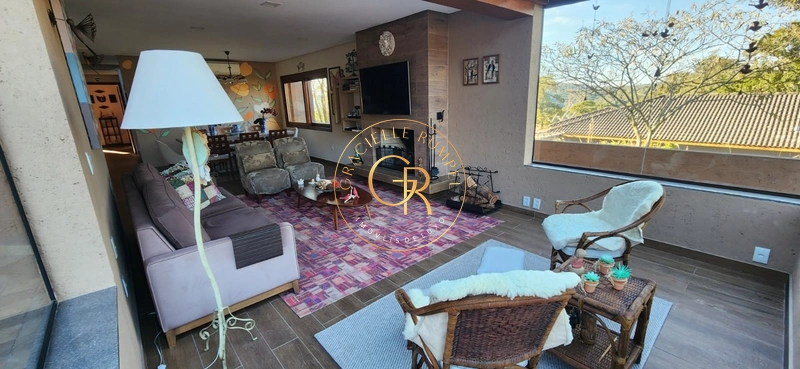 Casa à Venda no Vivendas do Arvoredo, em Gramado!: 13ª foto da galeria de imagens do imóvel