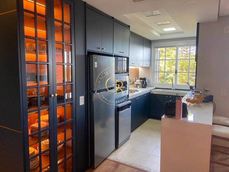 Apartamento de cobertura com 2 suítes, mobiliado: 4ª foto da galeria de imagens do imóvel